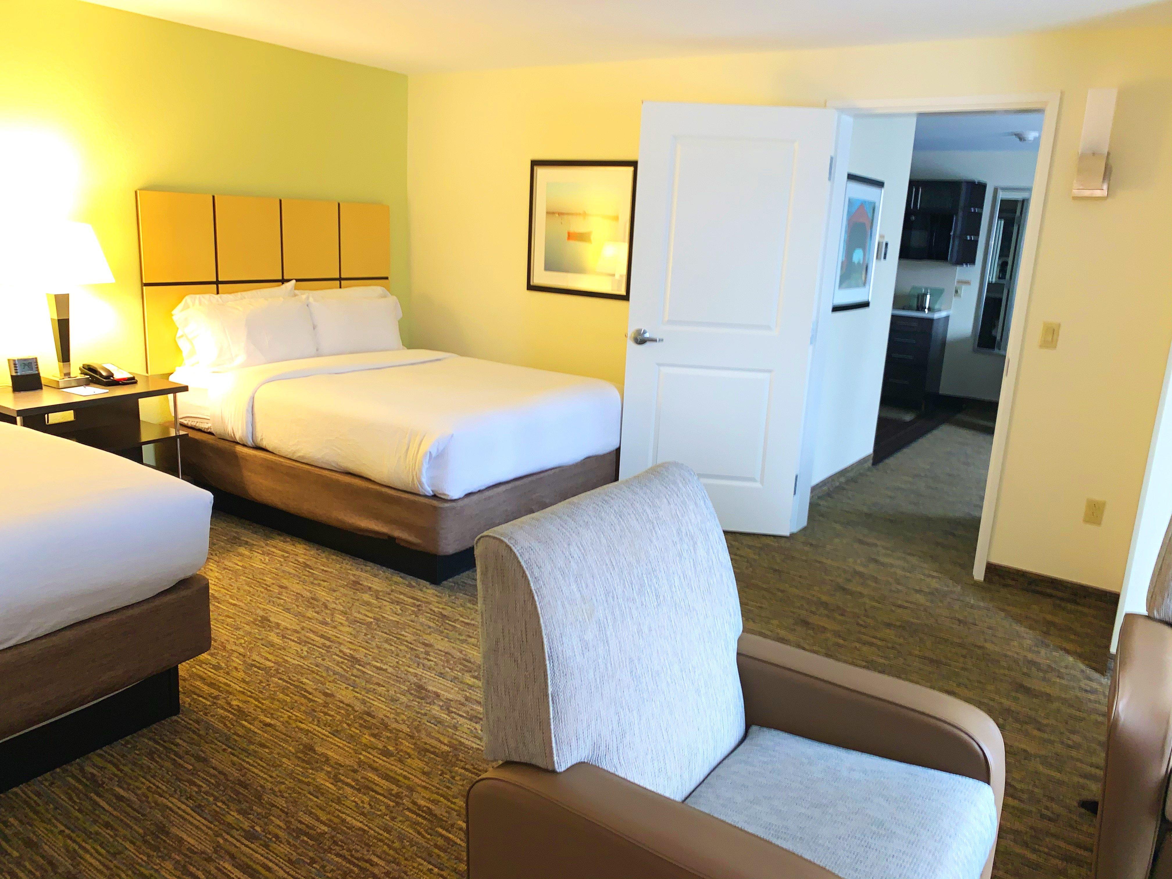 Candlewood Suites Belle Vernon By Ihg Exterior foto