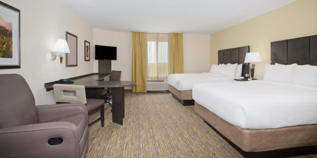 Candlewood Suites Belle Vernon By Ihg Exterior foto