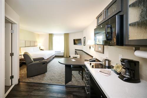 Candlewood Suites Belle Vernon By Ihg Exterior foto